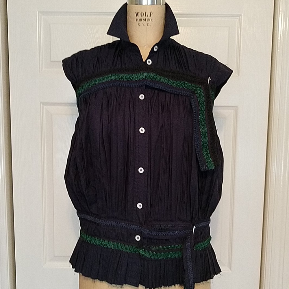 Chinstudio Pleated Vest NWT